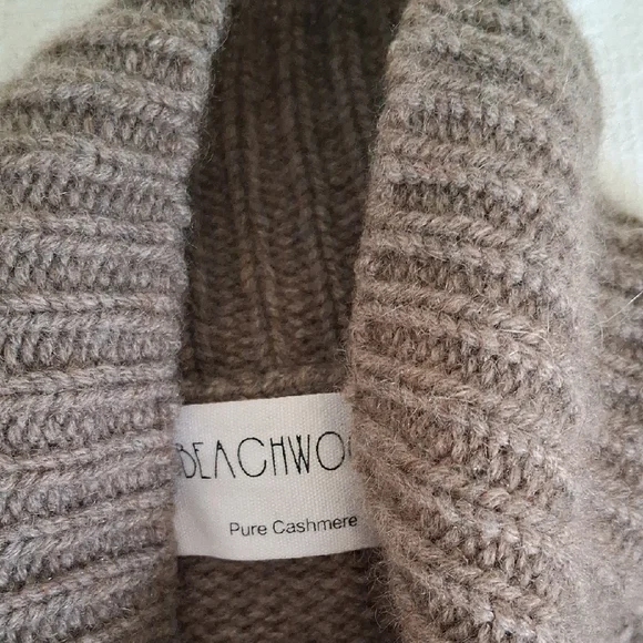 Classic Brown Turtleneck Sweater - Women - Picture 3 of 8